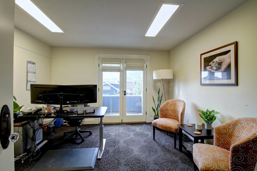 More Photos Of 3011 Broadway St, Boulder Office For Sale