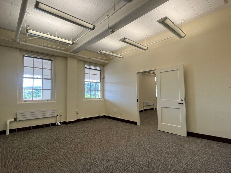 More Photos Of 220 Halleck St, San Francisco Office For Lease
