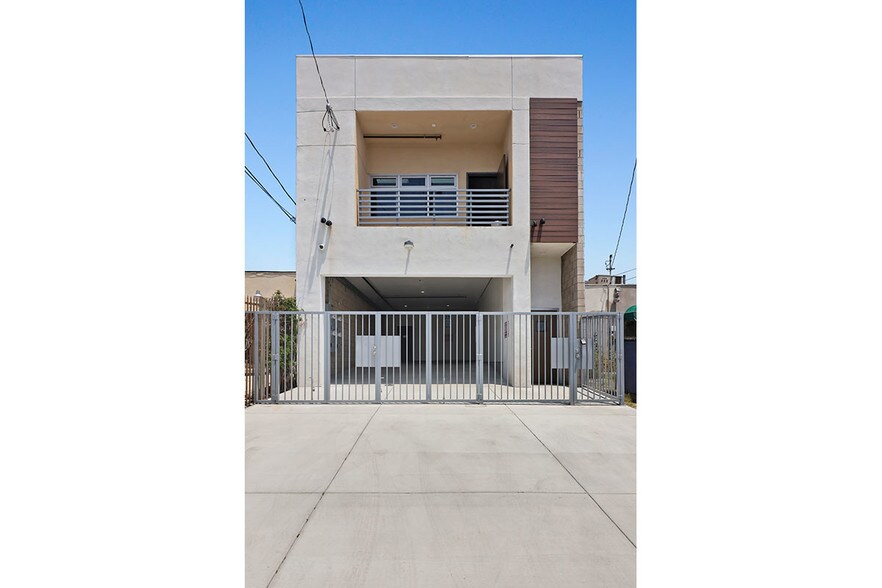 More Photos Of 3019 W Beverly Blvd, Montebello Loft Creative Space For Lease