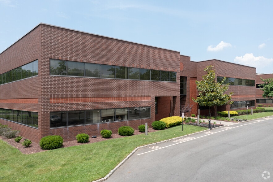 More Photos Of 960 Holmdel Rd, Holmdel Office For Sale