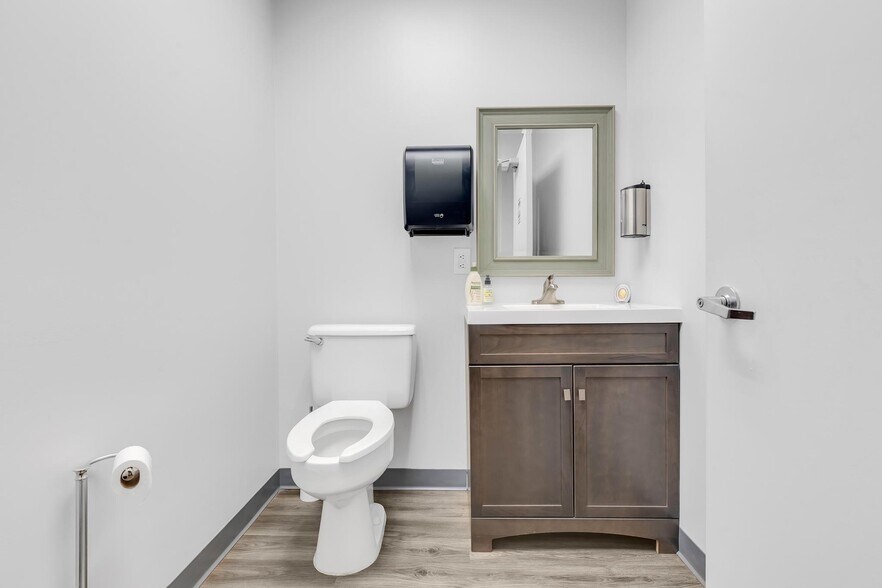 More Photos Of 860 First Ave, King Of Prussia Loft Creative Space For Sale