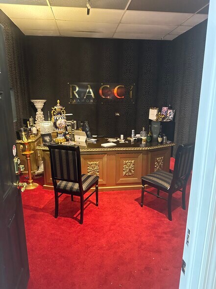 More Photos Of 520-580 S Federal Hwy, Pompano Beach Convenience Store For Sale