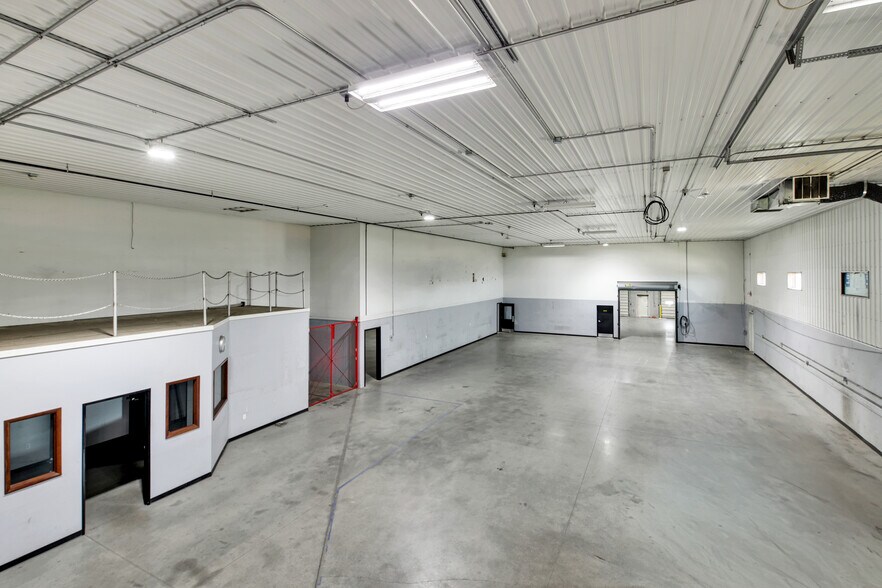 More Photos Of 680 Gerry Way, Darien Warehouse For Sale