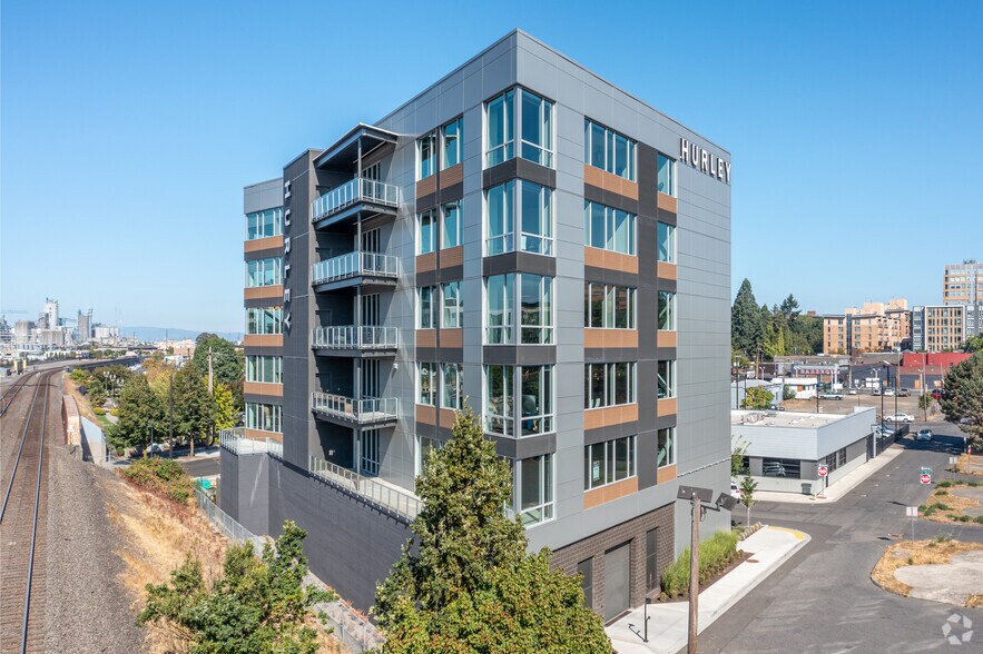 More Photos Of 275 W 3rd St, Vancouver Office Residential For Lease