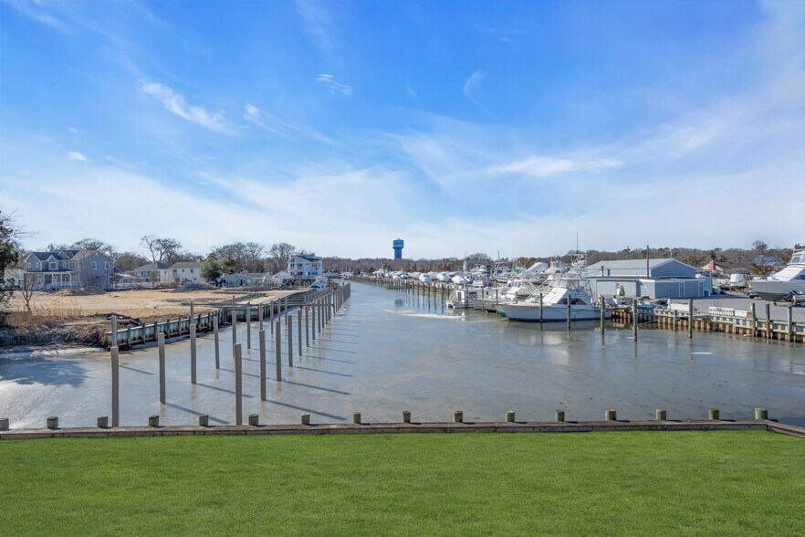 Primary Photo Of 41 Pennsylvania Ave, Waretown Specialty For Sale