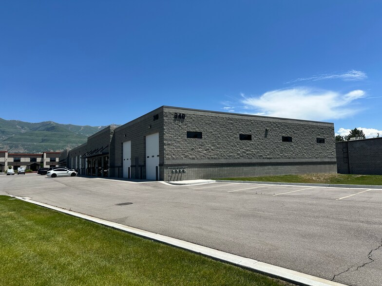 More Photos Of 340 N Kays Dr, Kaysville Flex For Lease