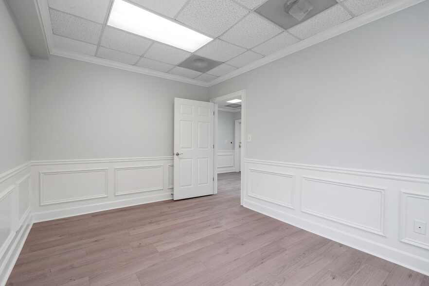 More Photos Of 7000 Peachtree Dunwoody Rd NE, Atlanta Office For Lease