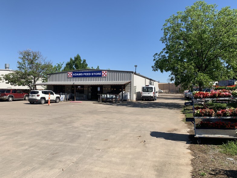 More Photos Of 2601 W Arkansas Ln, Arlington Industrial For Sale
