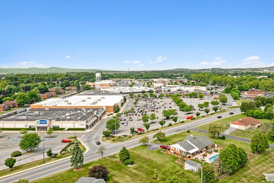 More Photos Of 6900 Hamilton Blvd, Trexlertown Unknown For Lease