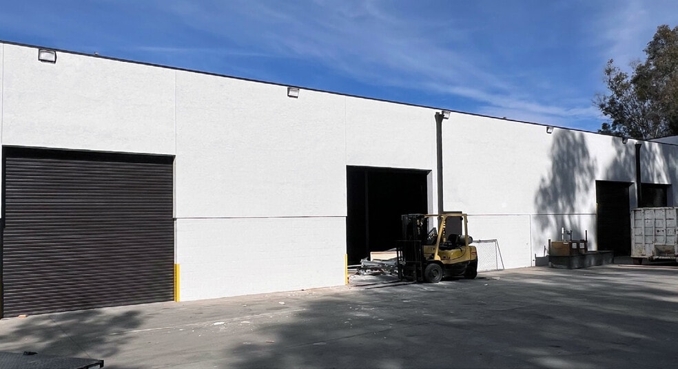 More Photos Of 9770 Candida St, San Diego Warehouse For Lease