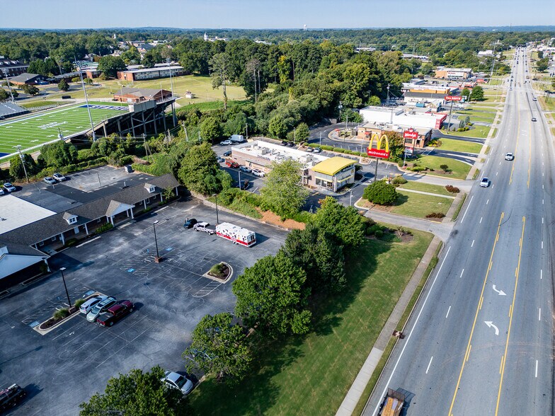 More Photos Of 4124 Highway 278 NE, Covington Office For Sale