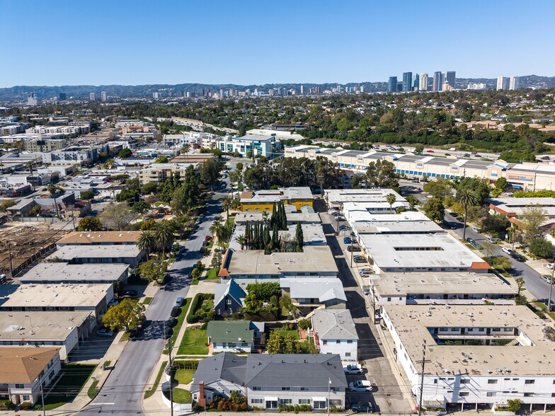 More Photos Of 3450 Vinton Ave, Los Angeles Apartments For Sale