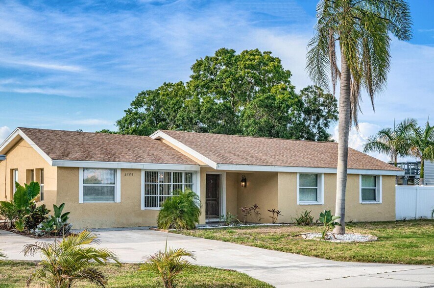 More Photos Of 3225 W Shell Point Rd, Ruskin Apartments For Sale