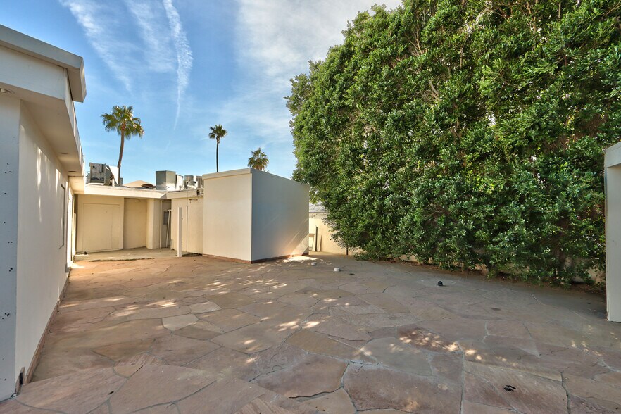 More Photos Of 2249 N Palm Canyon Dr, Palm Springs Hotel For Sale