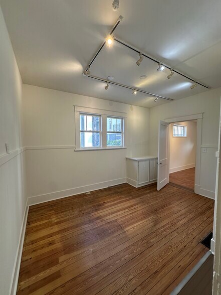 More Photos Of 3011 Poston Ave, Nashville Office For Lease