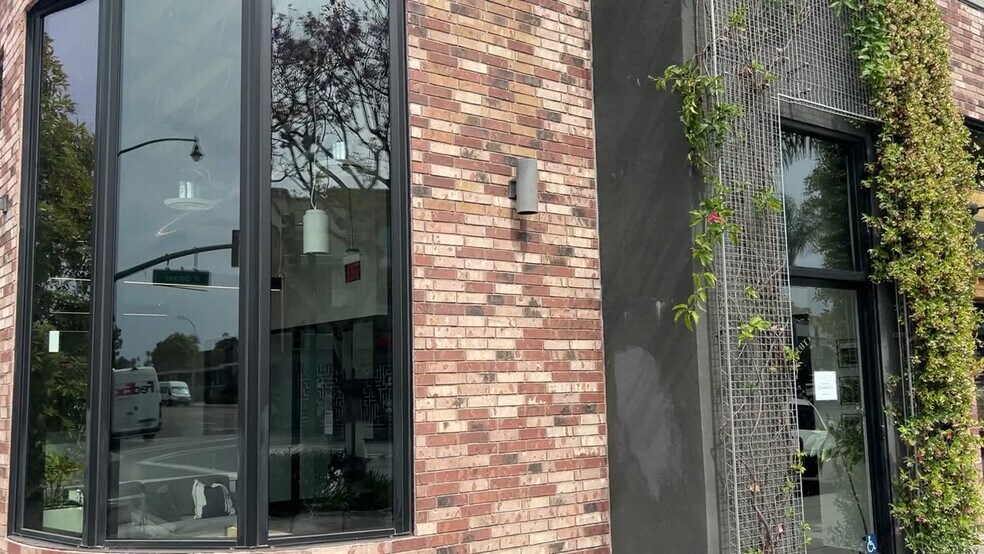 More Photos Of 687 2nd St, Encinitas Restaurant For Lease