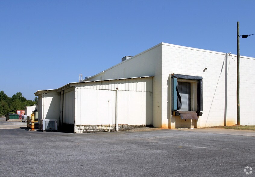 More Photos Of 70 Georgia Dr, Hartwell Unknown For Lease