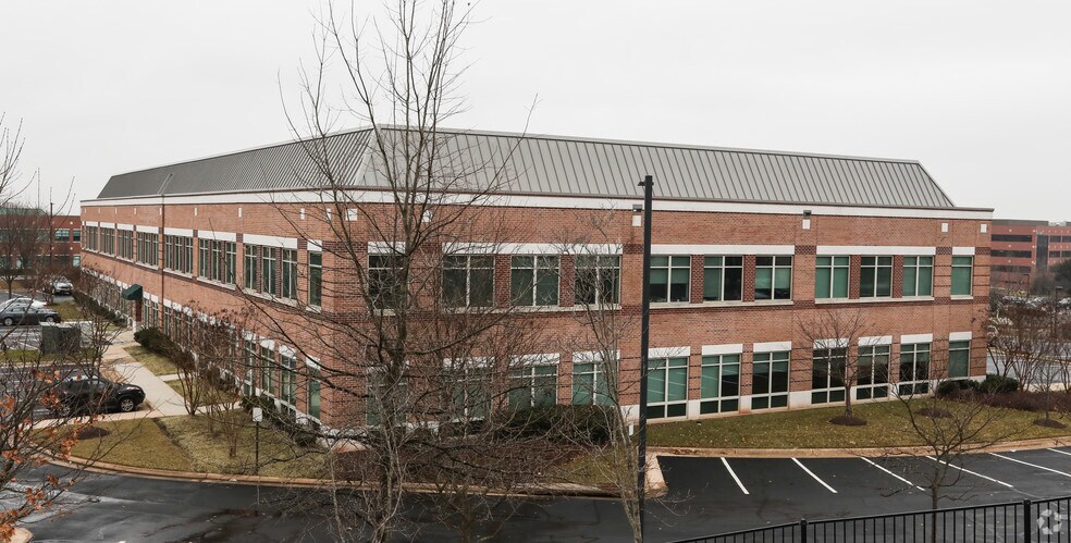 More Photos Of 21351 Gentry Dr, Sterling Office For Lease