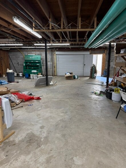 More Photos Of 152 Homochitto St, Natchez Light Manufacturing For Lease