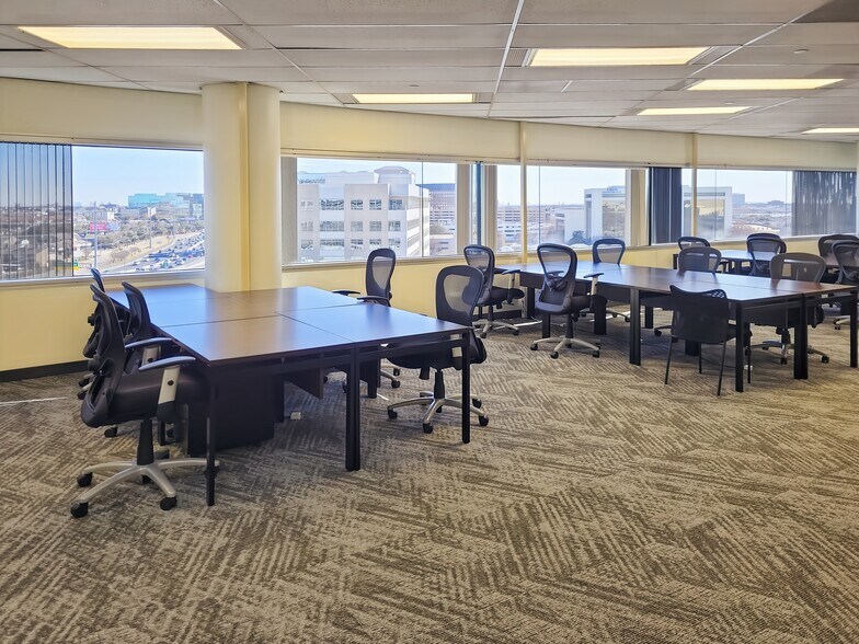 More Photos Of 5050 Quorum Dr, Dallas Coworking Space