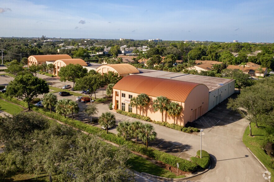 More Photos Of 1901 Brantley Rd, Fort Myers Unknown For Lease