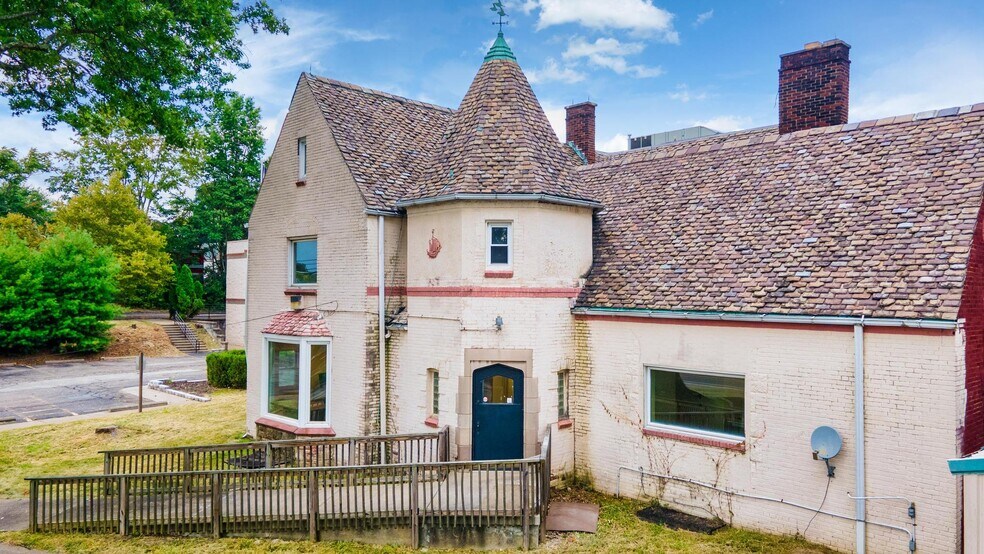 More Photos Of 3045 Pennsylvania Ave, Weirton Medical For Lease