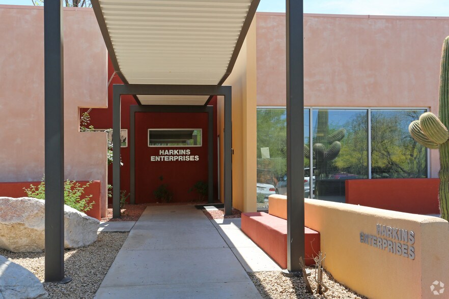 More Photos Of 7507-7511 E McDonald Dr, Scottsdale Office For Lease