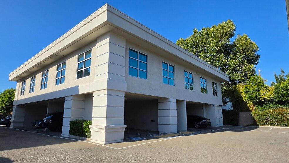 More Photos Of 900 E Campbell Ave, Campbell Office For Lease