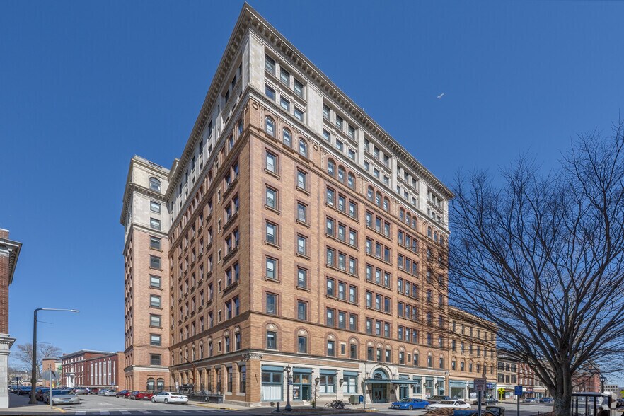 Primary Photo Of 281 State St, New London Apartments For Lease