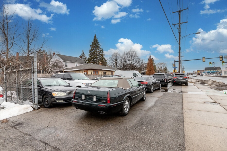 More Photos Of 252 Kenmore Ave, Buffalo Auto Repair For Sale