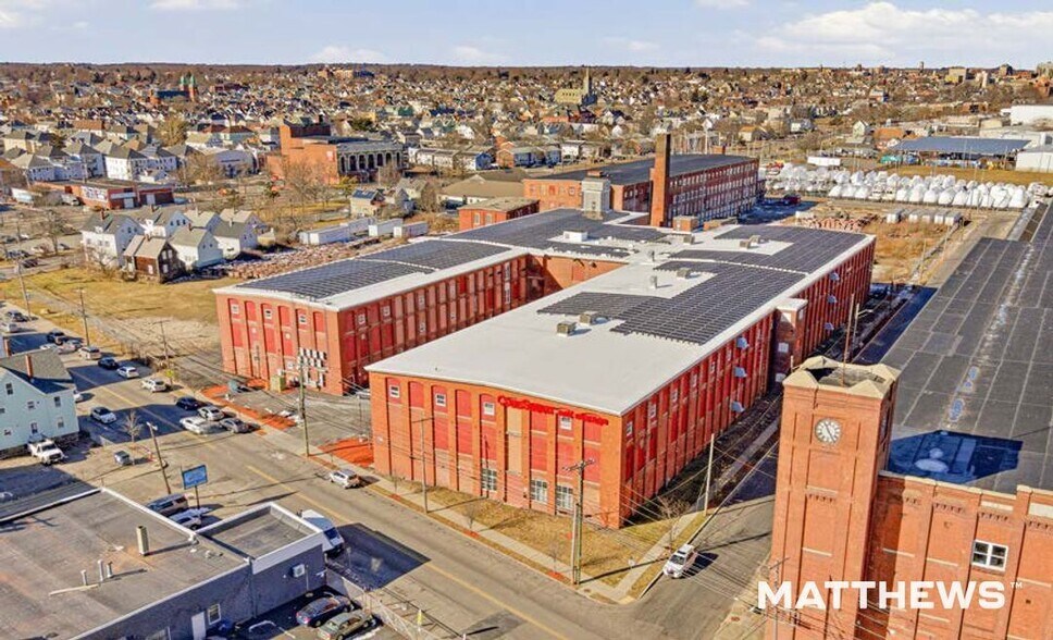 More Photos Of 81 Cove St, New Bedford Self Storage For Sale