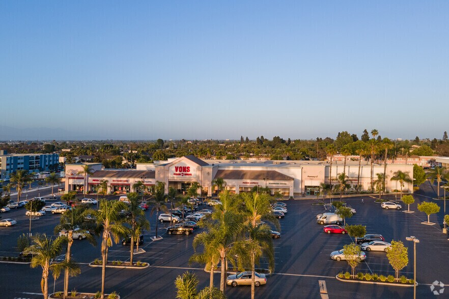 More Photos Of 4516-4550 Atlantic Ave, Long Beach Unknown For Lease