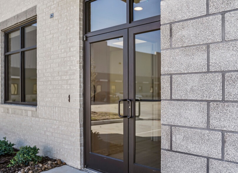 More Photos Of 30625 Kingsland, Brookshire Medical For Sale