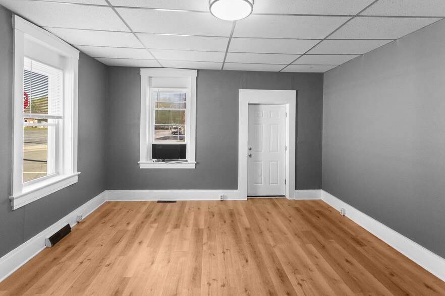 More Photos Of 31 N 14th St, Belleville Apartments For Sale