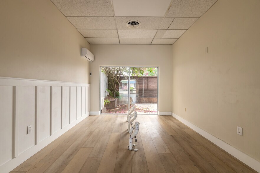 More Photos Of 418 Canal St, New Smyrna Beach Loft Creative Space For Lease