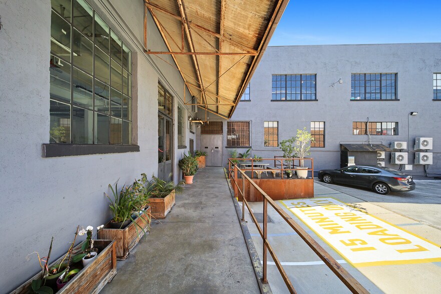 More Photos Of , Los Angeles Unknown For Sale