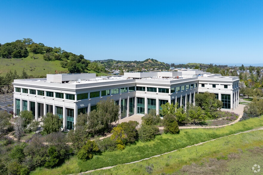 More Photos Of 111 McInnis Pky, San Rafael Office For Sale