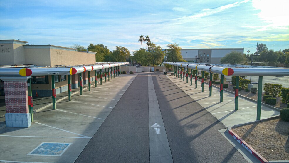 More Photos Of 689 N Arizona Ave, Gilbert Fast Food For Sale