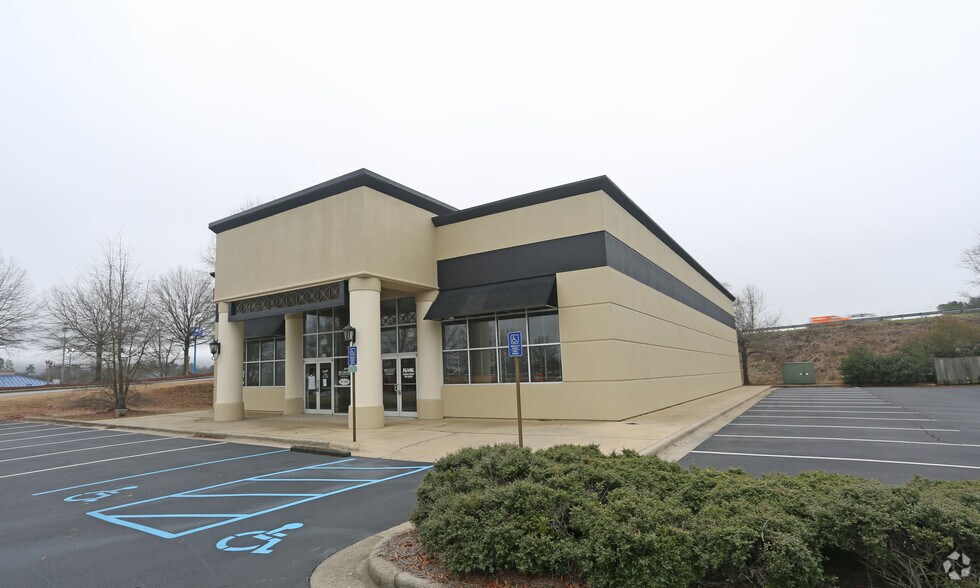 More Photos Of 5237-5239 Highway 280, Birmingham Freestanding For Lease