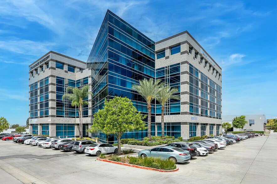 More Photos Of 1325 Spruce St, Riverside Office For Sale
