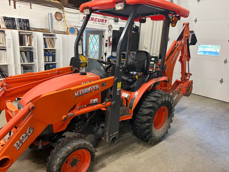 More Photos Of 2745 Shadyside Rd, Findley Lake Marina For Sale