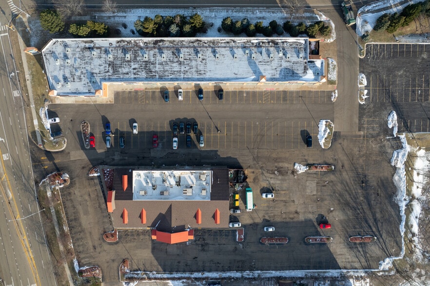 More Photos Of 1475 Dilleys Rd, Gurnee Unknown For Lease