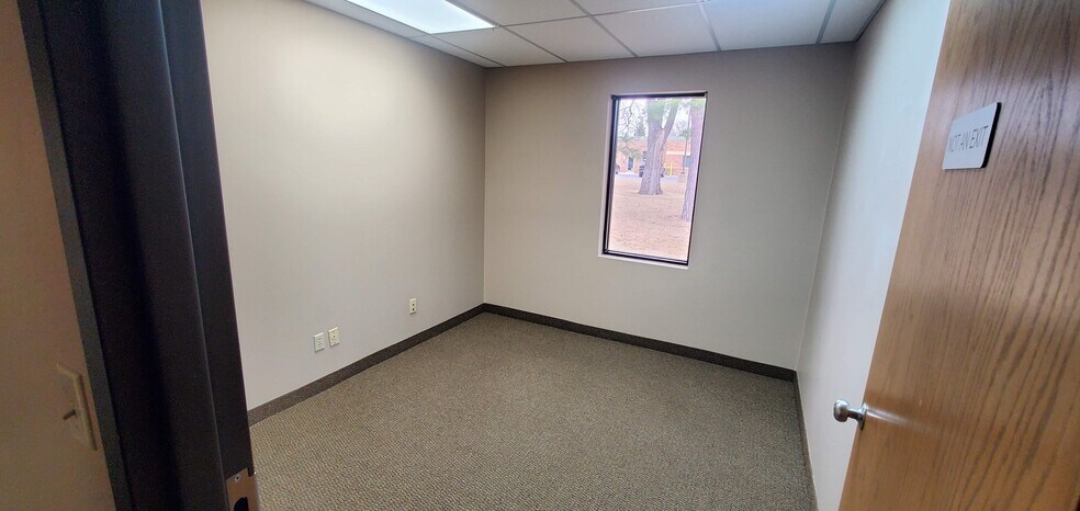 More Photos Of 1260 County Road E W, Arden Hills Medical For Lease