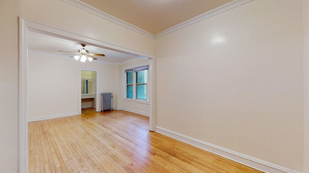 More Photos Of 6720 S Jeffery Blvd, Chicago Apartments For Sale