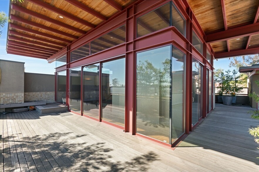 More Photos Of 1104-1106 Mission St, Pasadena Office Residential For Sale