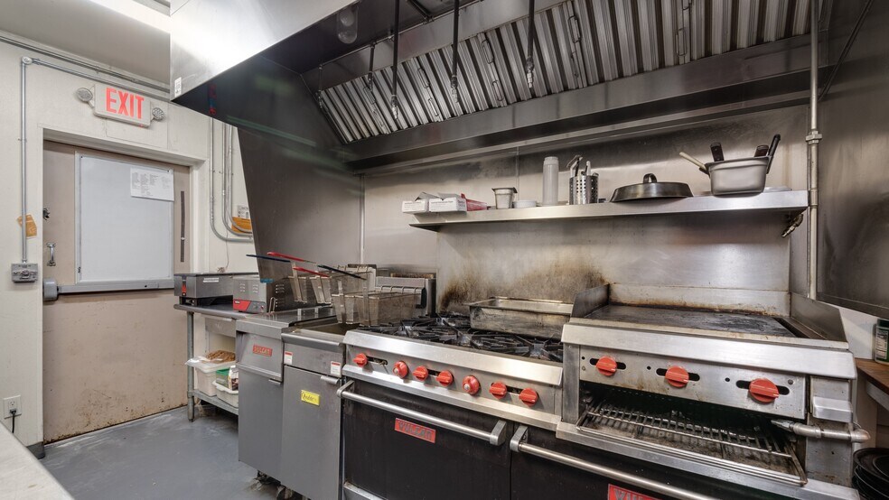 More Photos Of 12227-12229 Seymour Rd, Grass Lake Restaurant For Sale