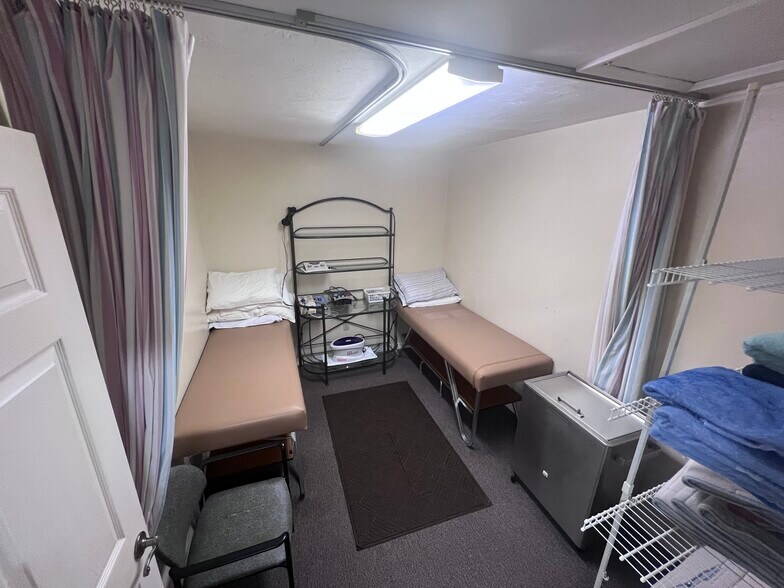 More Photos Of 420 NE Santa Fe Blvd, High Springs Medical For Lease