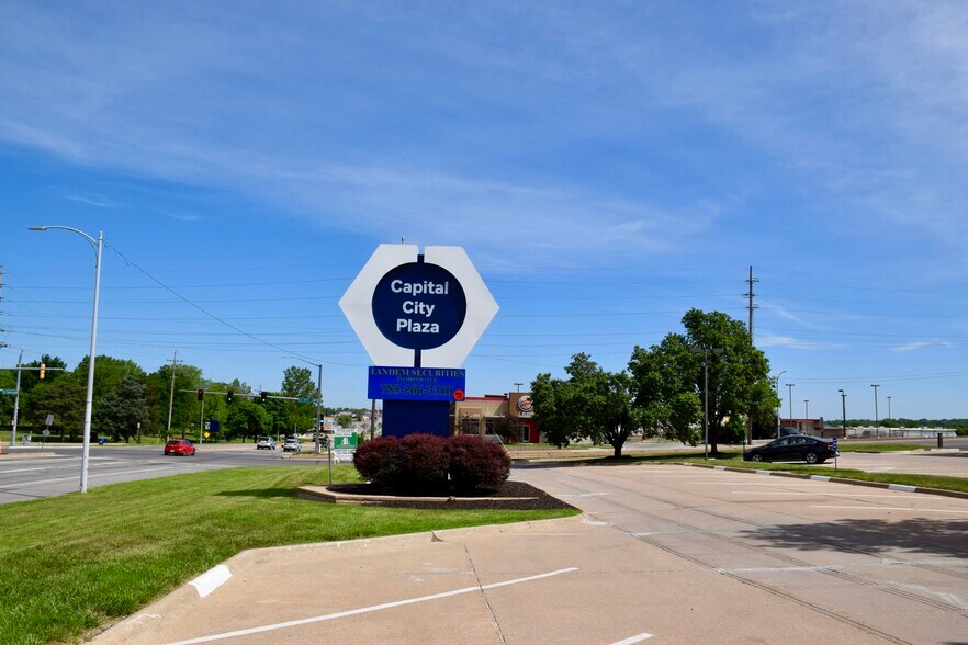 More Photos Of 3706 SW Topeka Blvd, Topeka Office For Sale