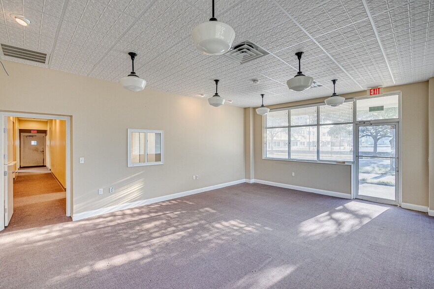 More Photos Of 1211 Bull St, Savannah Office Residential For Sale