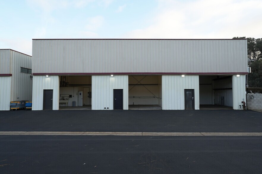 More Photos Of 974 Griffin St, Grover Beach Warehouse For Lease